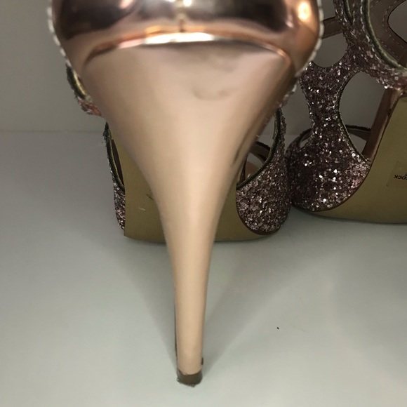 Betsey Johnson Raqui rose gold glitter heels size 7.5 - Picture 5 of 11